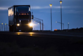 Letöltendő börtönt kapott az agresszív kamionos