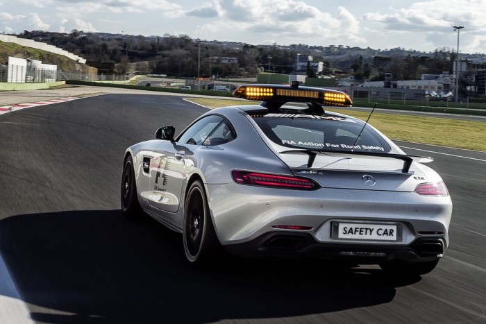 Utcai autók a Forma-1 mezőnyében 6 | Vezess Utcai autók a Forma-1 mezőnyében 6