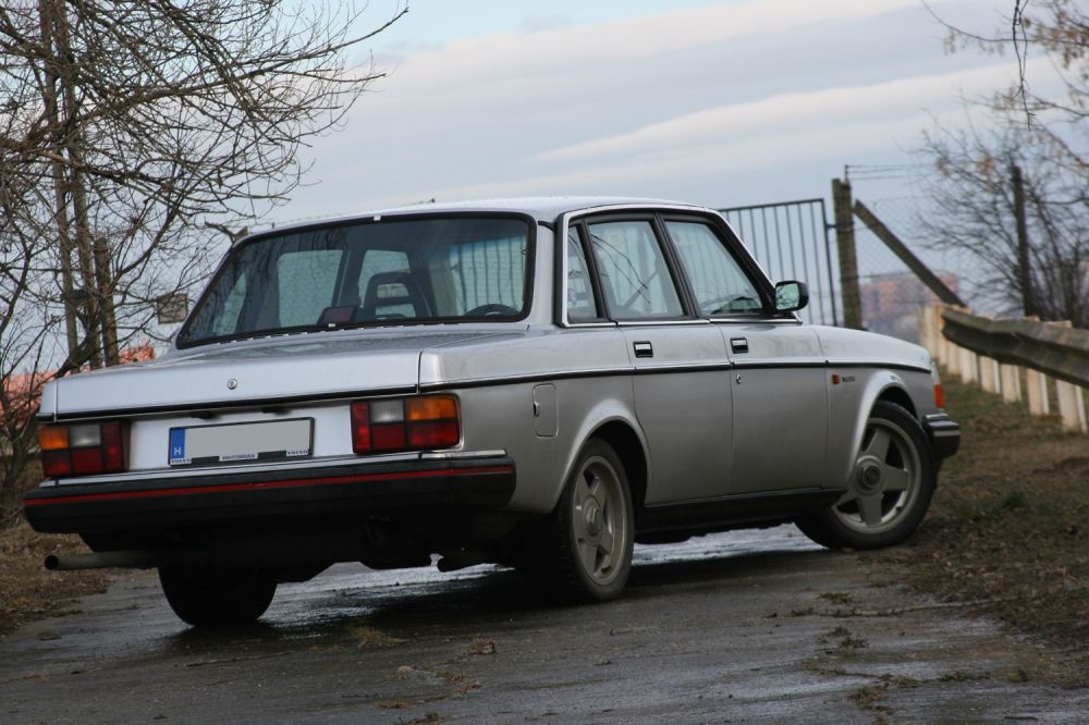 1979-től készült a dízel 244-es, főleg a svéd taxisokat célozta meg vele a Volvo