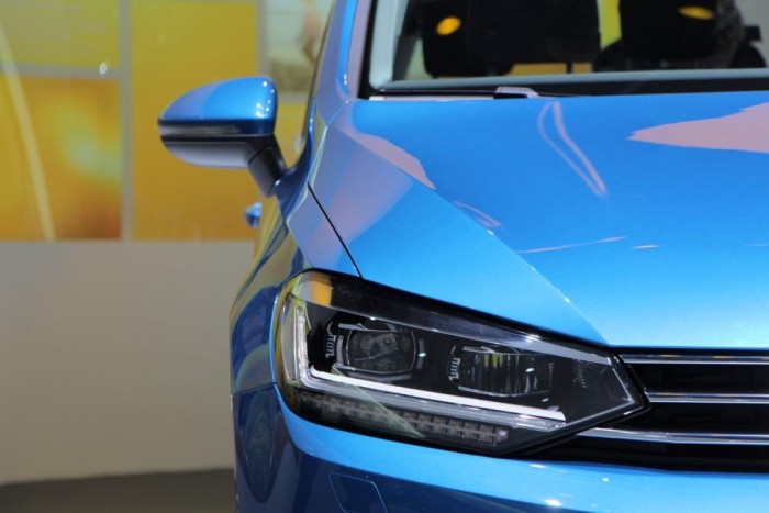 Tiszta, egységes, határozott, és tökéletesen illik a Volkswagen nagycsaládi összképbe.