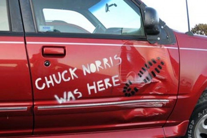 A 75 éves Chuck Norris legkegyetlenebb jelenete