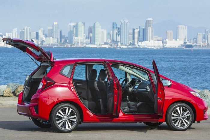 És a nők kedvenc autója… 7