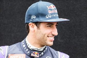 F1: A Red Bullnak van terve a Merci-verésre