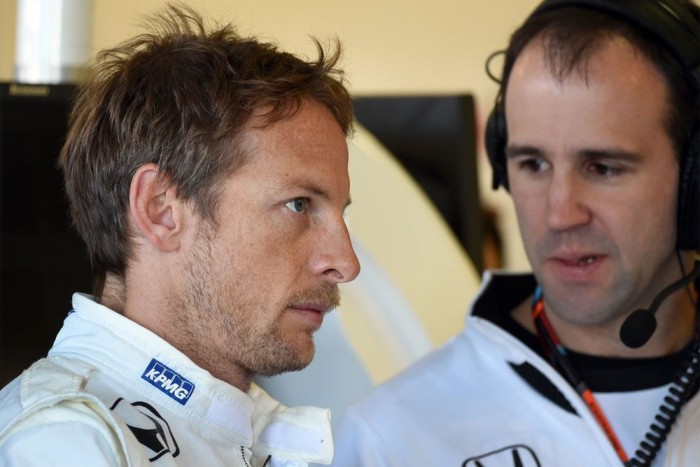 F1: Button garanciát kért, hogy a McLaren biztonságos 7