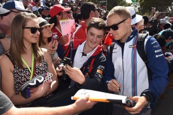 F1: Bottast kórházba vitték