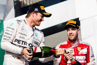 F1: Így szólt be Vettel Rosbergnek
