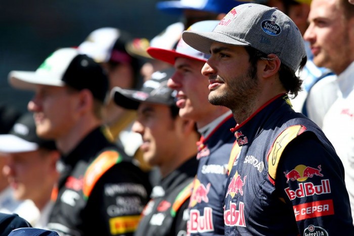 F1: Kevesli a 9. helyet az újonc 6 | Vezess F1: Kevesli a 9. helyet az újonc 6