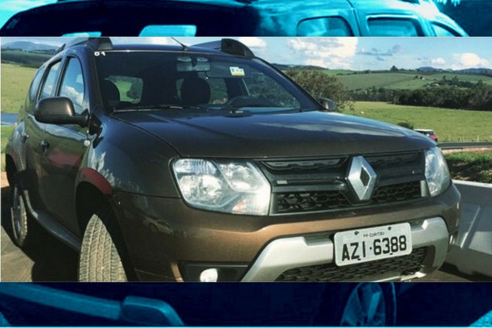 Automata klímával, robotváltóval újít a Dacia Duster! 4