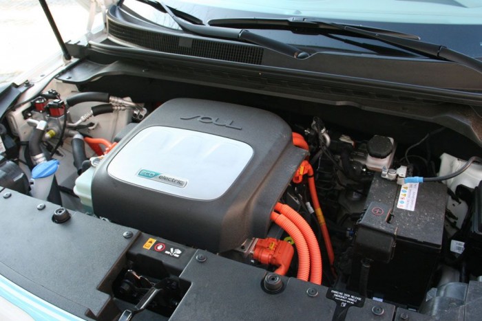 Jedlik Ányos forog már a sírjában? 8 | Vezess Ne tévesszen meg senkit a 111 lóerő, van ott 285 Nm is