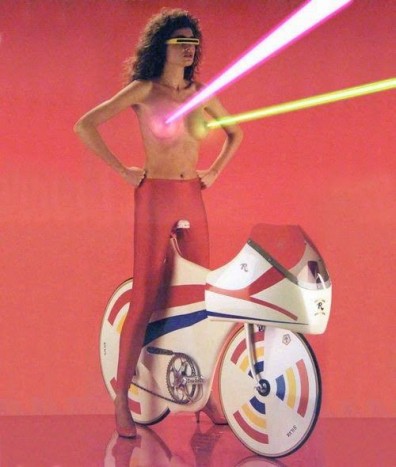 A ’80-as évek autós plakátjaitól még ma is feláll a… 10