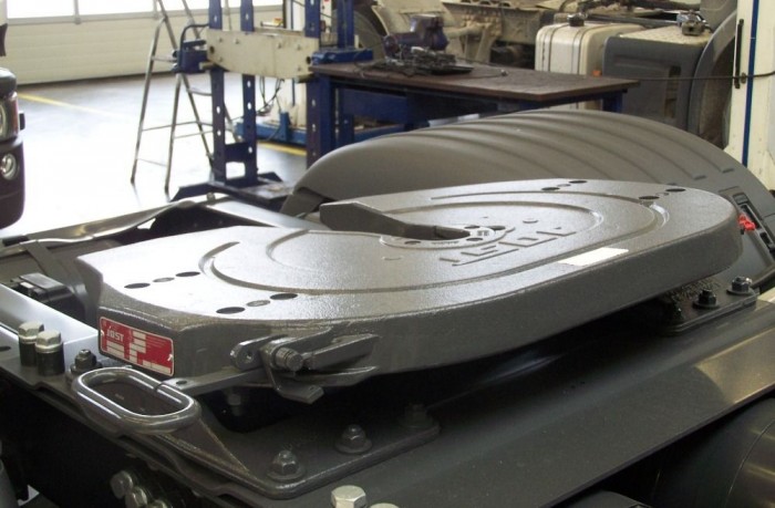 Keresik a legjobb kamion szerelőket 7 | Vezess Natúr, még zsírozatlan nyereg