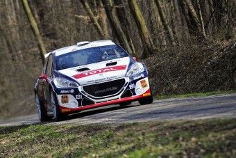Peugeot-val tér vissza a hétszeres bajnok!