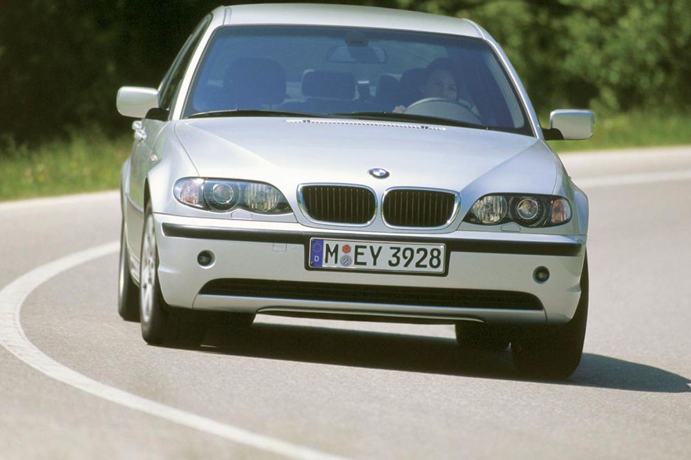 Audi A4, vagy BMW 3 egymillióért? 1