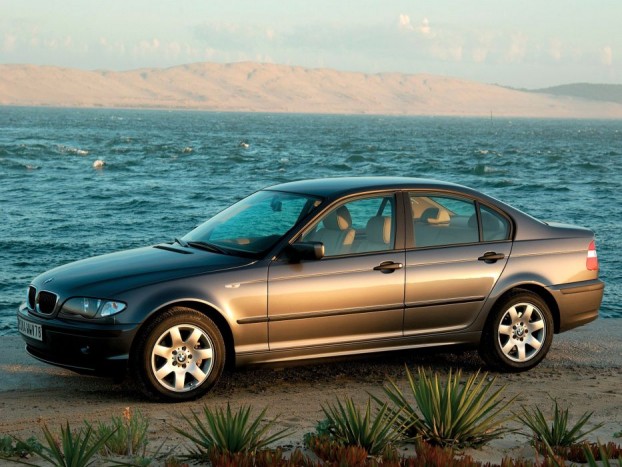 Audi A4, vagy BMW 3 egymillióért? 8