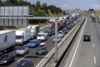 Lezárták a 6-os utat az M0-snál