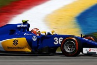 F1: A Renault-t is felpörgette a Ferrari győzelme 66