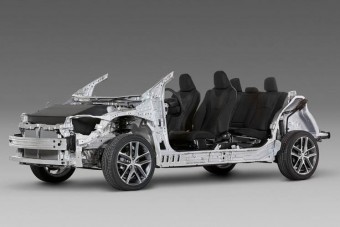 Új, szupertakarékos autókkal készül a Toyota