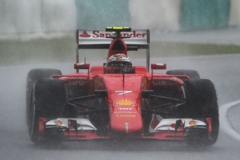 F1: Räikkönent a Ferrari terve ütötte ki