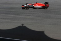 F1: Mind a 20 autó elrajtolhat 58