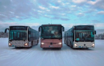 Buszokkal korcsolyázott a Mercedes
