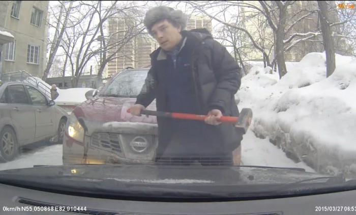 A kalapács minden autós vitát megold