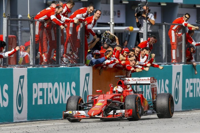 F1: Vettel Schumacher nyomdokaiban 8 | Vezess F1: Vettel Schumacher nyomdokaiban 8