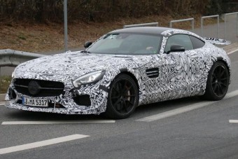 Luxuskupé, versenypályára