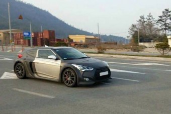 Középmotoros sportautót épít a Hyundai