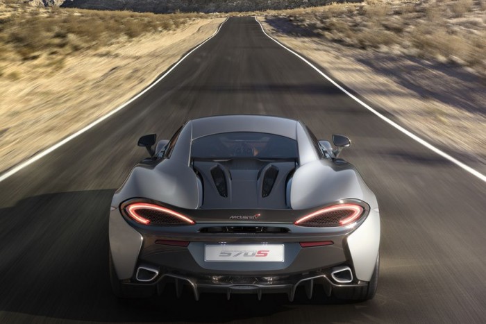 Praktikus és megfizethető modell a McLarentől 8