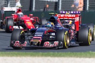 F1: Csak áprilisban indul a 2016-os szezon 77