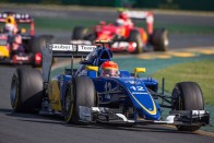 F1: Csak áprilisban indul a 2016-os szezon 82