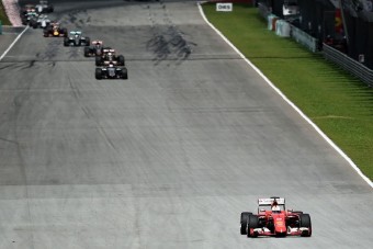 Alonso: A Ferrari nem fog rendszeresen győzni