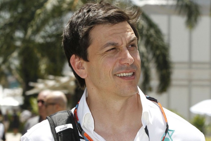 Mercedes: Megvannak a fegyvereink 7 | Vezess Mercedes: Megvannak a fegyvereink 7