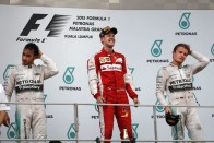 F1: Ez nagyon járt a példamutatóan tűrő Vettelnek 24