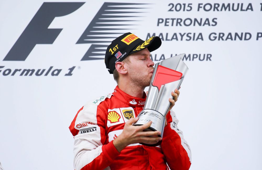 F1: Ez nagyon járt a példamutatóan tűrő Vettelnek 9