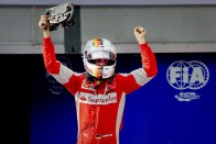F1: Ez nagyon járt a példamutatóan tűrő Vettelnek 31