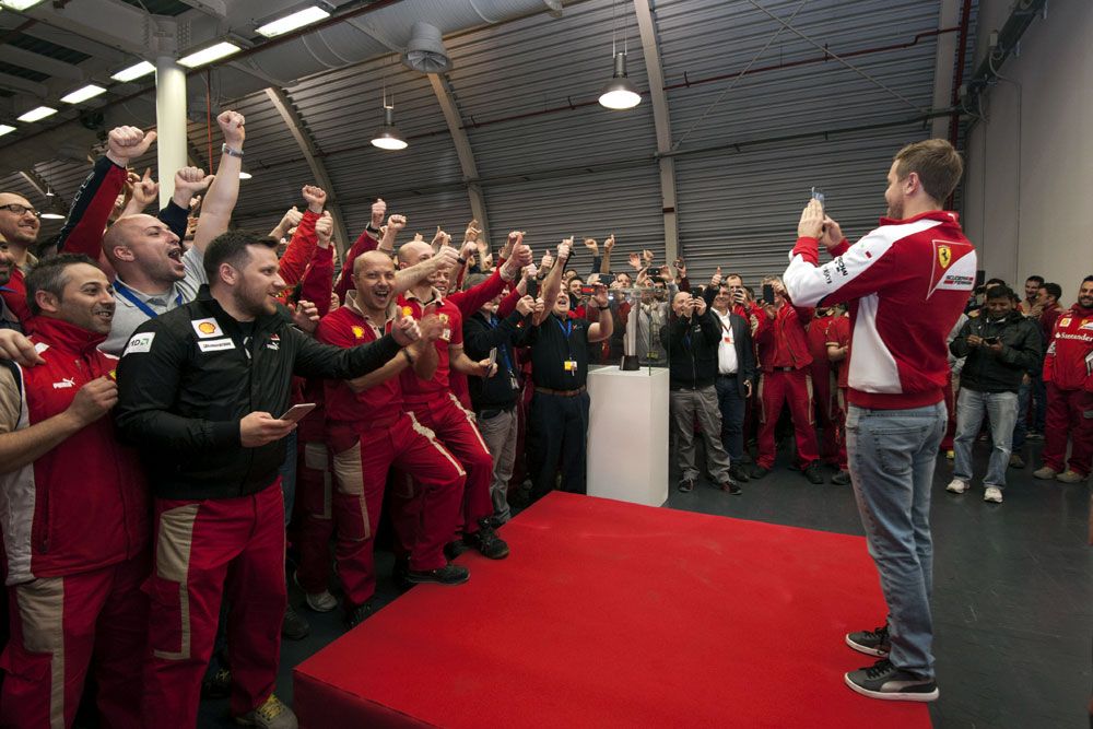 F1: Ez nagyon járt a példamutatóan tűrő Vettelnek 18