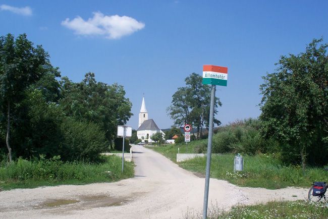 Lezártak egy osztrák utat a magyar autósok elől