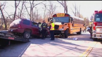 Megrázó felvétel egy iskolabusz balesetéről