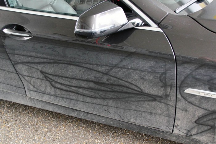 Kefélés nélkül semmit sem ér a locsolás 8 | Vezess Sokat nem javult a helyzet, több száz forint ellocsolása után sem