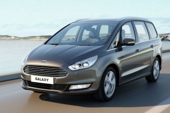 Megújult a Ford legnagyobb kisbusza