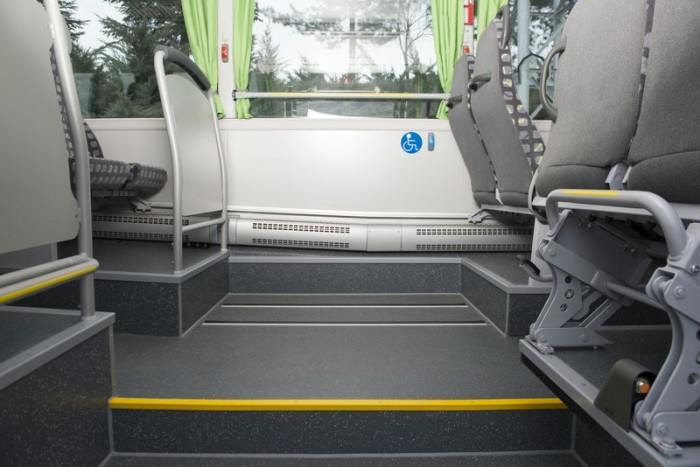 Bemutatkozik az utasszállító oroszlán 9