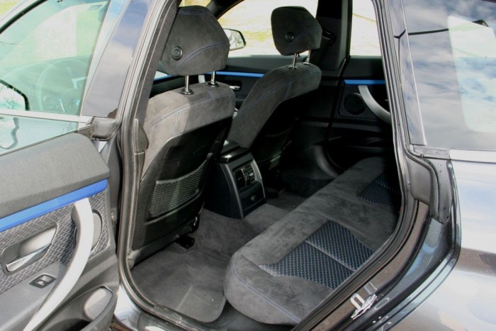 Meghíztam, de szeretik a pasik a testem 7 | Vezess A 7-esben van ekkora lábtér?