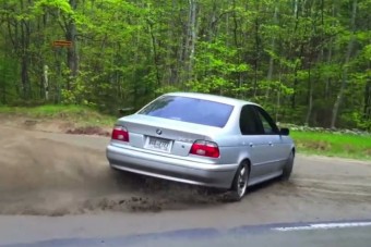 A BMW, ami a kamerás életére tör