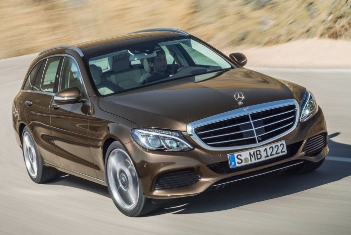 Új belépőmodell a C-osztálynál