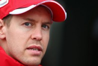 Vettel: Könnyebb a dolgunk, mint Sennának 28