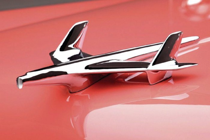 Csajok a motorháztetőn 7 | Vezess Chevrolet Bel Air 1955-ből