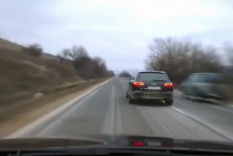 BMW M5 és Audi RS6 vív élet-halál harcot közúton