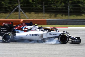 F1: Előre menekül a Williams