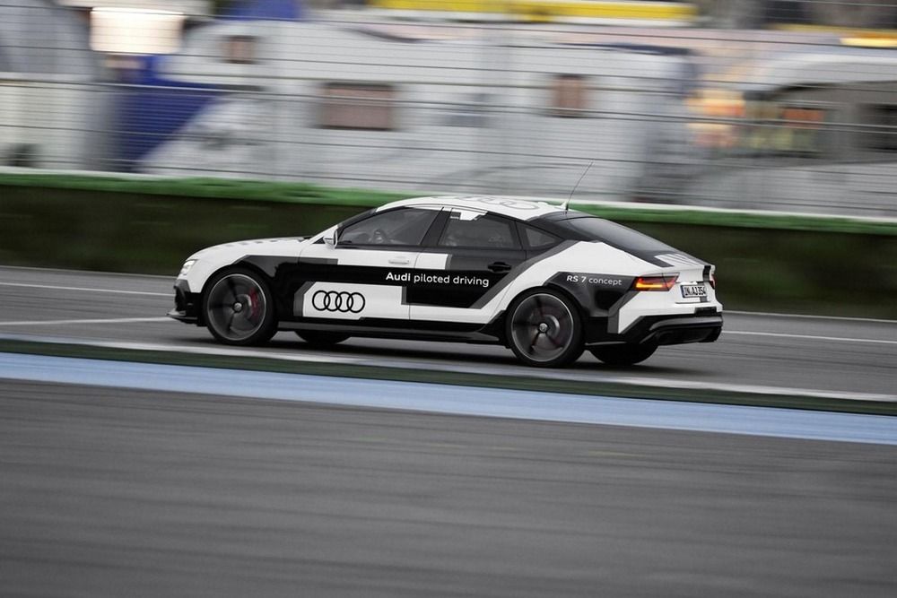 Audi A7-es autonóm kísérleti autó